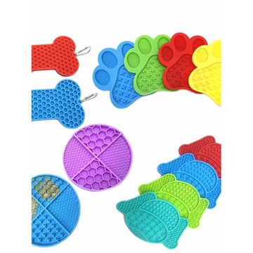 亞馬遜新款狗頭硅膠寵物舔食墊骨頭慢食墊狗狗緩食墊淋舔墊