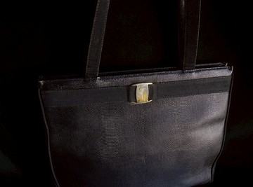 【老時光 OLD-TIME】早期二手義大利製Salvatore Ferragamo肩背包