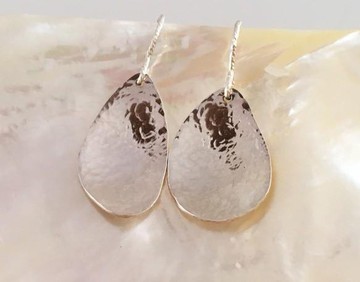 蜆蝶翅膀耳環 鍛金 SV