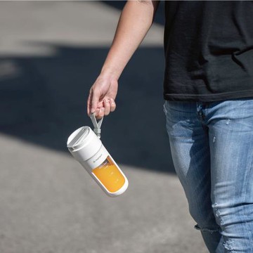 MOZTECH | 隨行電動榨汁杯