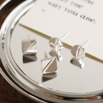 【SK飾品】冷淡風 金屬光澤 男生耳環 幾何凹面耳環【820346】S925純銀耳針/針式耳環