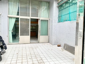 《親友專任》大直捷運站,車庫一樓,好停車前庭後院.｜台北市中山區大直街