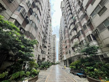 豐原社南・寶雅豐社商圈｜稀有頂樓景觀三房｜598萬｜台中市豐原區中正路