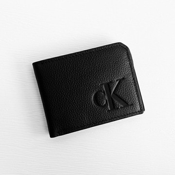 美國百分百【全新真品】Calvin Klein 皮夾 logo 真皮 錢包 CK 短夾 證件夾 專櫃精品 黑色 CM95
