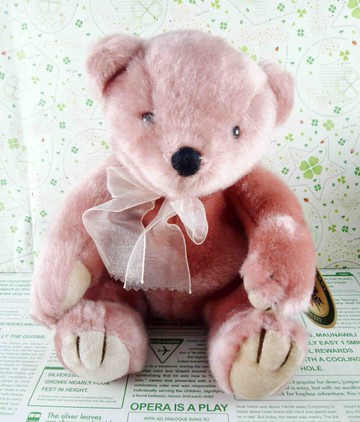 【震撼精品百貨】日本日式精品 熊 Bear 絨毛玩偶-紫粉 震撼日式精品百貨