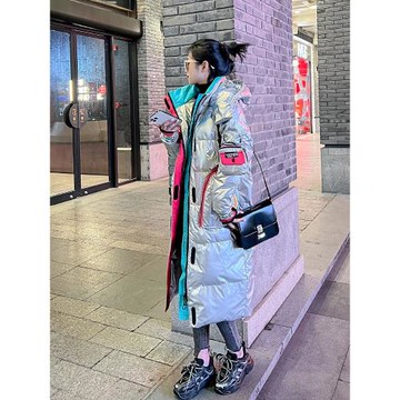 歐貨銀色亮面女士羽絨服2025年冬季新款長款高級感小個子炸街外套