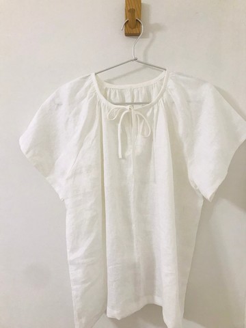 素雅白色亞麻領口甜美抓皺綁帶短袖上衣