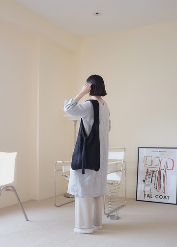 斜執包 MA KNIT 黑色輕質針織內襯單肩包