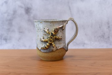 帽紋守宮400cc白釉倒水壺