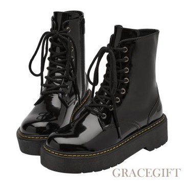 【Grace Gift】復刻經典圓頭綁帶厚底馬汀軍靴 黑漆