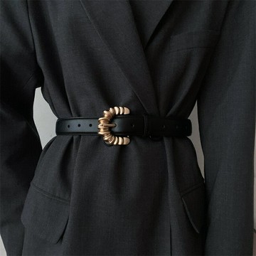 新款百搭真皮皮帶女夏季裝飾配西裝牛仔褲連衣裙腰帶收腰女士腰封