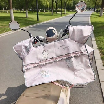 💖臺灣出貨💖電動車擋風被夏季遮陽電瓶摩托車夏天防雨薄款春秋隔熱防水防曬電動車擋風被 機車防水罩 機車罩防水防曬 機車