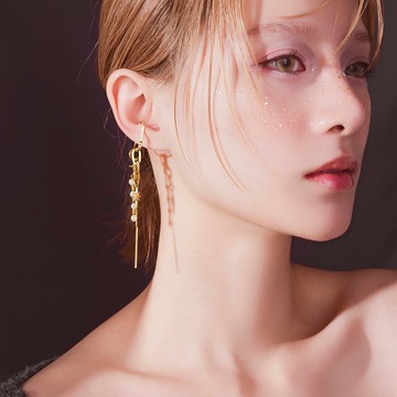 Lapis | Crosslight * 珍珠 閃光 黃銅 耳環 耳骨夾