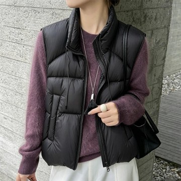 2026新款大尺碼馬甲女 立領抽繩拉鍊棉服 韓系背心馬甲 麵包服 無袖短款外套 保暖馬甲 遮肉顯瘦 秋冬棉服馬甲