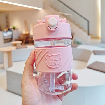 奶油小熊吸管隨身杯 500ml【多色可選】玻璃材質 隨行杯 小熊 吸管 手提功能 食品級材質 水壺 水瓶 水杯 玻璃杯 杯子