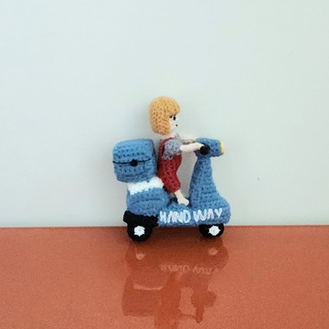 客製立體造型髮夾 娃娃騎摩托車