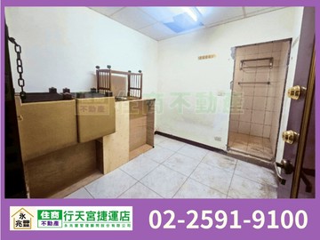 永兆豐團隊三重國小站低總一樓門口可停車｜新北市三重區仁興街