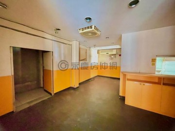 獨家!㊣東海商圈✨12米大面寬✨收租黃金透店｜台中市龍井區臺灣大道五段