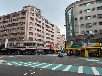 大昌正忠商圈4房+陽台進出獨立大平車（專約）｜高雄市三民區大豐二路