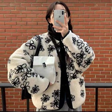 可兩穿夾克．甜美花朵絨毛/純色尼龍排釦翻領長袖外套．白鳥麗子