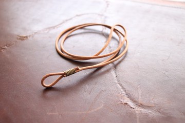 識別證周邊|植鞣頸繩