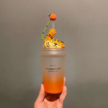 星巴克杯子2026新年禮物杯子新春禮物可愛卡通萌虎漸變玻璃吸管桌面咖啡杯