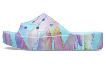 WMNS CROCS CLASSIC PLATFORM PALM PRINT SLIDE BLUE MULTI-COLOR