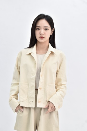 (S) uniqlo 棉質排扣淡黃色外套