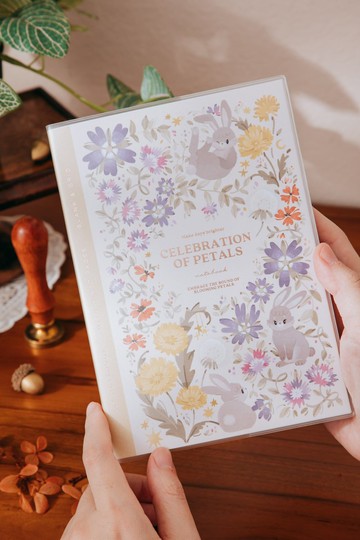 精緻燙金線裝筆記本(空白+方格)-紫金兔兔