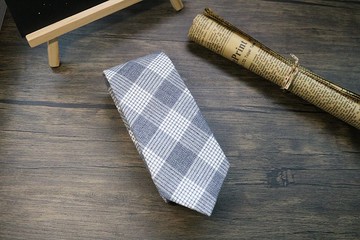 经典灰白格子领带/型男雅痞休闲necktie